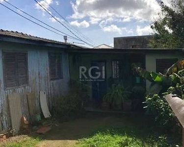 Casa para Venda - 300m², 4 dormitórios, 2 vagas - Cavalhada