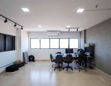 Sala à venda no bairro Vila Brasília, 44m²