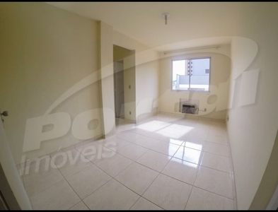 Apartamento no Bairro Velha em Blumenau com 2 Dormitórios e 60 m²