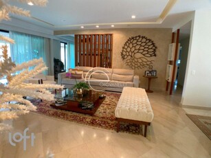 Apartamento à venda em Barra da Tijuca com 200 m², 4 quartos, 1 suíte, 3 vagas