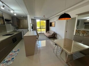 Apartamento com 2 quartos para alugar em jurerê, florianópolis por r$ 6.800