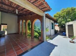 Casa à venda no bairro farolândia - aracaju/se