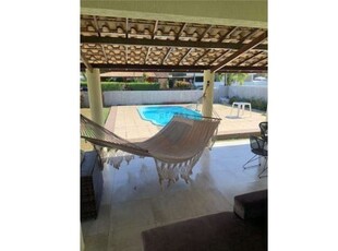Casa aluga com piscina condomínio vilas do jacuípe. 4/4 com 1 suíte com varanda