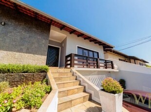 Casa com 4 quartos à venda na avenida antônio ramos alvim, 828, floresta, joinville por r$ 1.200.000