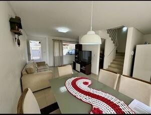 Casa no Bairro Fortaleza em Blumenau com 3 Dormitórios (1 suíte) e 114 m²