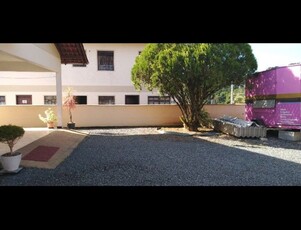 Casa no Bairro Velha em Blumenau com 4 Dormitórios (2 suítes) e 275 m²