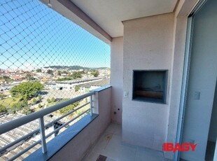 Excelente apartamento com linda vista!