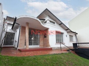 Residência comercial para alugar, 163.00 m2 por r$7500.00 - centro - curitiba/pr