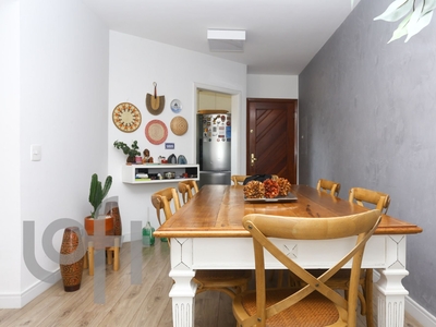 Apartamento à venda em Vila Romana com 75 m², 2 quartos, 1 suíte, 1 vaga