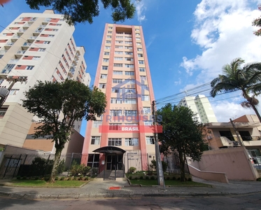 Apartamento em Capão Raso, Curitiba/PR de 41m² 2 quartos à venda por R$ 179.000,00
