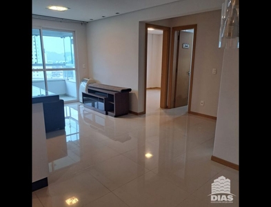 Apartamento no Bairro Itoupava Seca em Blumenau com 2 Dormitórios (2 suítes) e 80 m²