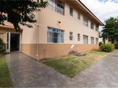 Apto semi mobiliado alto boqueirão/curitiba-r$ 1.000,00