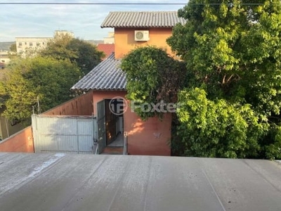 Casa com 5 quartos à venda na travessa pedro raupp, jardim itu sabará, porto alegre, 180 m2 por r$ 495.000