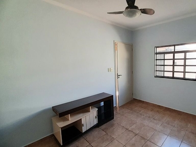 Casa em Água Branca, Piracicaba/SP de 100m² 2 quartos para locação R$ 1.150,00/mes