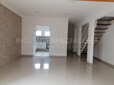 Casa em Medeiros, Jundiaí/SP de 110m² 3 quartos à venda por R$ 859.000,00