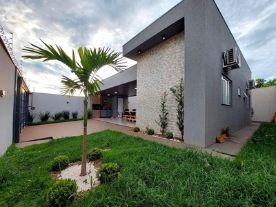 Casa em Universitário, Campo Grande/MS de 84m² 2 quartos à venda por R$ 379.000,00