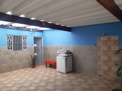 Casa Térrea Com 2 Quartos E 2 Banheiros Em Itanhaém, Bairro Laranjeiras