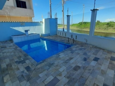 Sobrado na praia com piscina de frente e vista para o mar