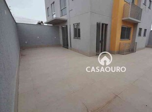 Apartamento com 2 quartos à venda no bairro Esplanada, 160m²