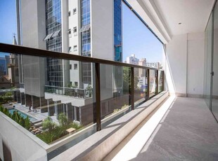 Apartamento com 4 quartos à venda no bairro Lourdes, 131m²