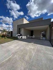 Casa com 3 quartos à venda no bairro Parqville Pinheiros, 300m²