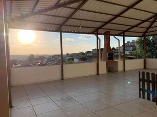 Cobertura com 3 quartos para alugar no bairro Ouro Preto, 220m²