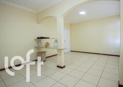 Apartamento à venda em Colégio Batista com 82 m², 2 quartos