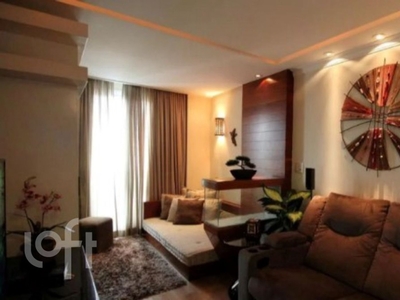 Apartamento à venda em Campo Belo com 63 m², 2 quartos, 1 suíte, 2 vagas