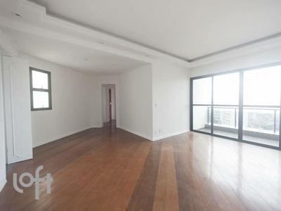 Apartamento à venda em Mooca com 117 m², 3 quartos, 1 suíte, 2 vagas