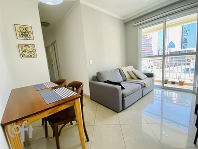Apartamento à venda em Pinheiros com 49 m², 2 quartos, 1 vaga