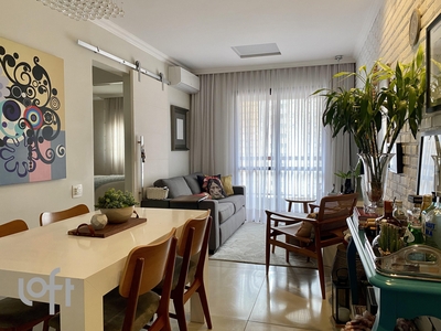 Apartamento à venda em Vila Olímpia com 54 m², 2 quartos, 1 vaga