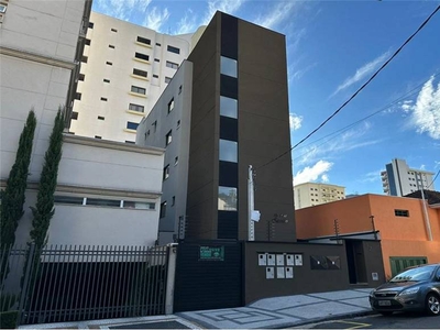 Apartamento com 3 Quartos e 3 banheiros para Alugar, 104 m² por R$ 3.000/Mês