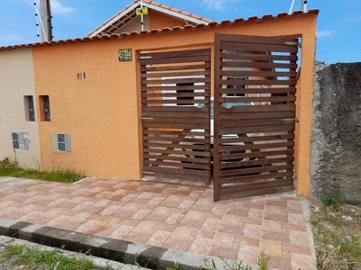 Casa com 2 Quartos e 1 banheiro à Venda, 90 m² por R$ 140.000