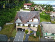 Casa no Bairro Escola Agrícola em Blumenau com 3 Dormitórios (1 suíte) e 377 m²