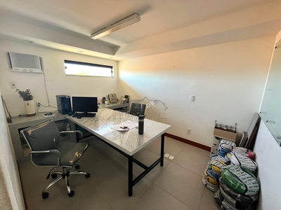 Sala em Manguinhos, Armação Dos Búzios/RJ de 26m² para locação R$ 2.000,00/mes