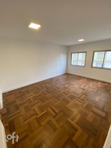 Apartamento à venda em Vila Clementino com 140 m², 3 quartos, 1 suíte, 2 vagas