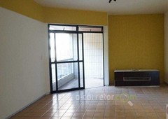 Apartamento em uma excelente localização no charmoso bairro de Intermares