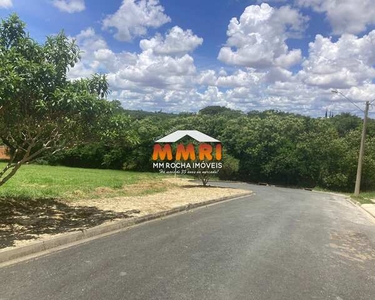 Terreno no Condomínio Village Ipanema II à Venda em Araçoiaba da Serra/SP