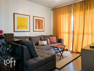 Apartamento à venda em Alto de Pinheiros com 95 m², 3 quartos, 1 suíte, 2 vagas