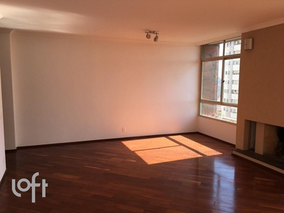 Apartamento à venda em Campo Belo com 247 m², 3 quartos, 1 suíte, 4 vagas