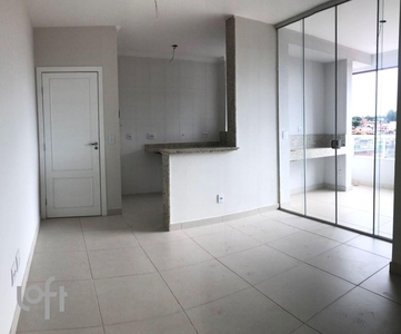 Apartamento à venda em João Pinheiro com 73 m², 3 quartos, 1 suíte, 2 vagas