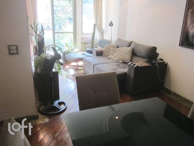 Apartamento à venda em Laranjeiras com 80 m², 2 quartos, 1 suíte, 1 vaga