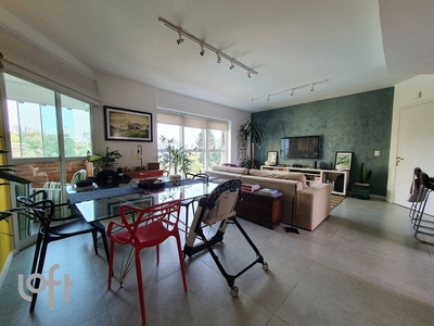 Apartamento à venda em Vila Sônia com 130 m², 3 quartos, 3 suítes, 3 vagas