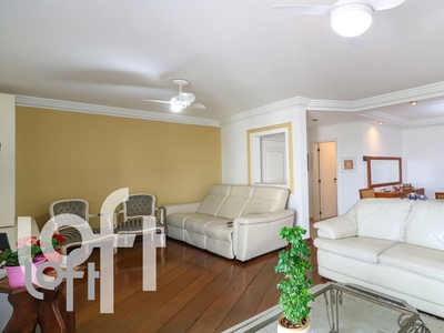 Apartamento à venda em Vila Sônia com 174 m², 4 quartos, 3 suítes, 3 vagas