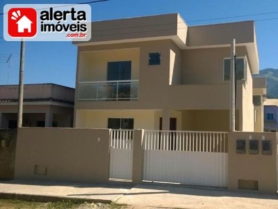 Casa com 3 quartos em RIO BONITO RJ - Jacuba