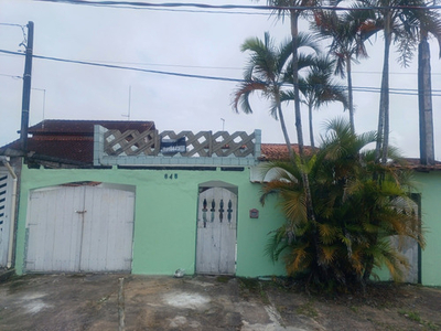 Casa De Praia Térrea Toda Mobiliada Em Mongaguá (250m²) No Balneário Itaóca