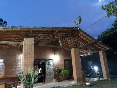 Chácara Com Casa Rústica Em Poços De Caldas / Sul De Minas