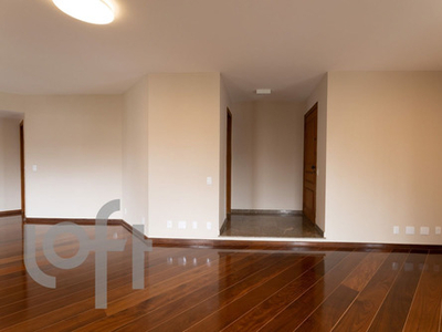 Apto Aclimação | 4 Quartos | 157 M² | Cond: R$2500.0 | 3 Vagas