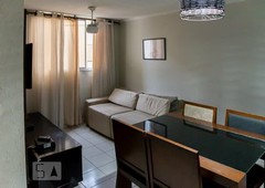 APARTAMENTO no 1º andar com 2 dormitórios e 1 garagem