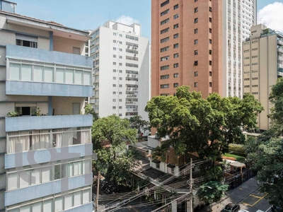 Apartamento à venda em Jardim Paulistano com 156 m², 3 quartos, 1 vaga